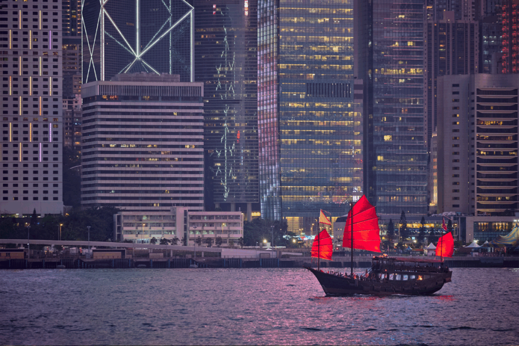 Why Hong Kong Is the Perfect Destination for Your Next Working Holiday